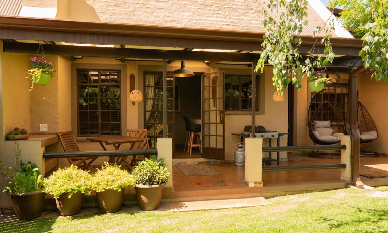 Camdeboo Place Dullstroom Exteriör bild