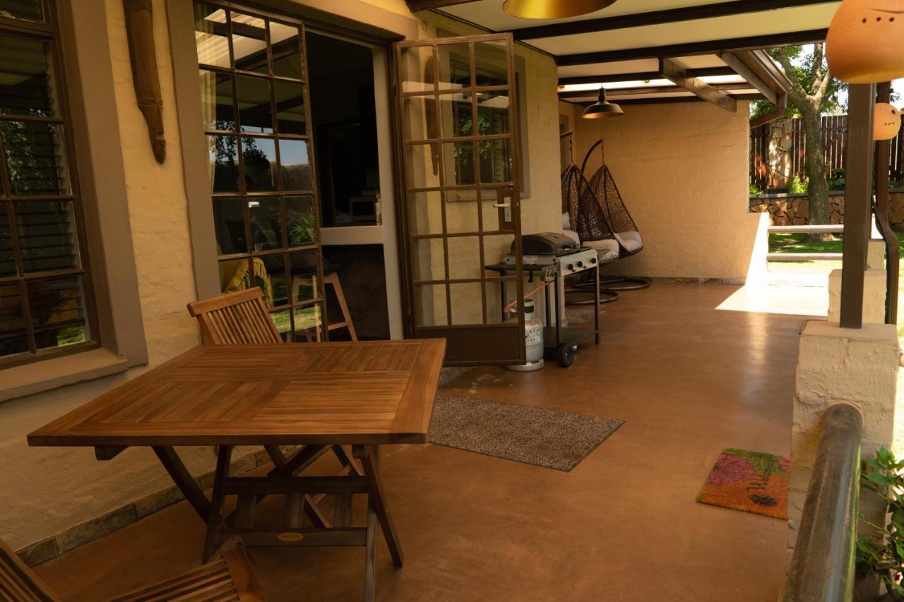 Camdeboo Place Dullstroom Exteriör bild