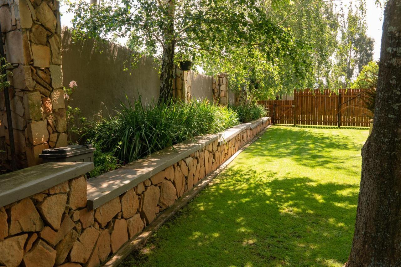Camdeboo Place Dullstroom Exteriör bild