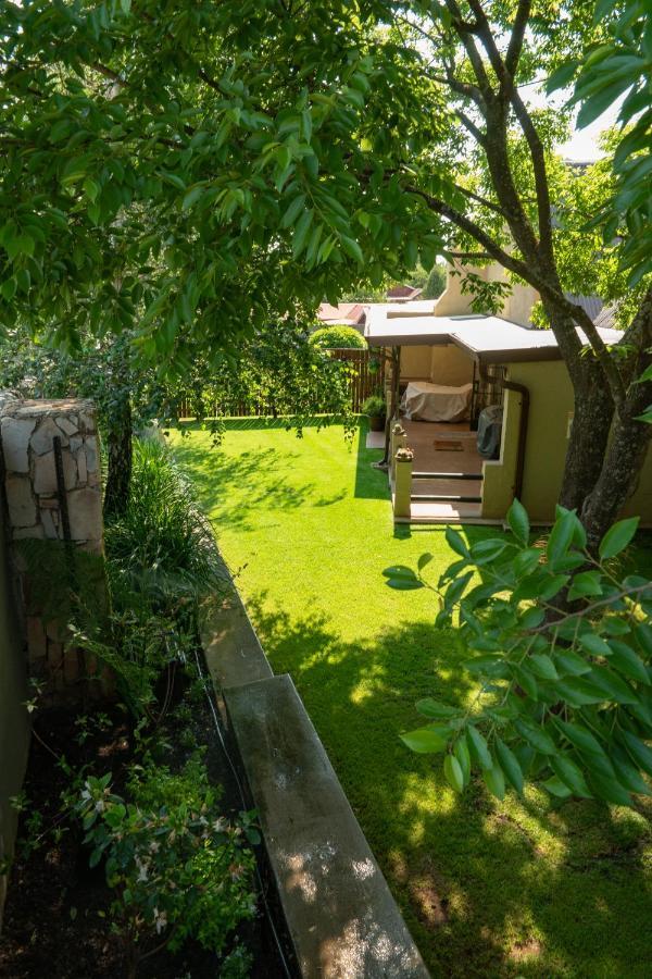 Camdeboo Place Dullstroom Exteriör bild