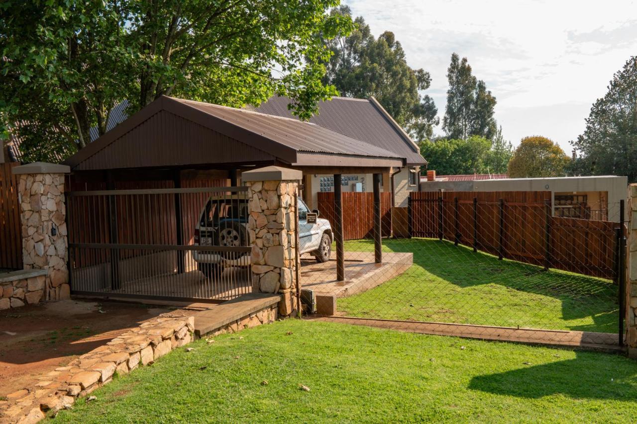 Camdeboo Place Dullstroom Exteriör bild